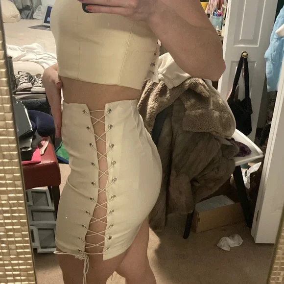 2/$15 NWT PrettyLittleThing Stone Leather Lace Up Mini Skirt - Picture 6 of 13